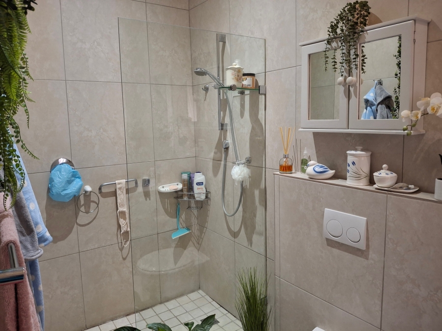 2 Bedroom Property for Sale in Fonteine Retirement Village Western Cape